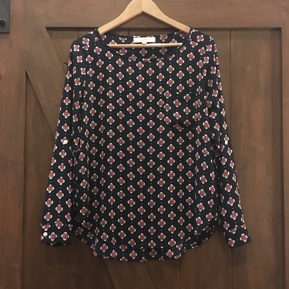 Very Flattering LOFT Blouse